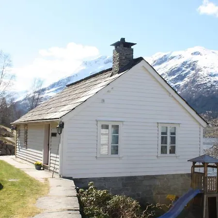 Drengastova Hardangerfjord Apartment *